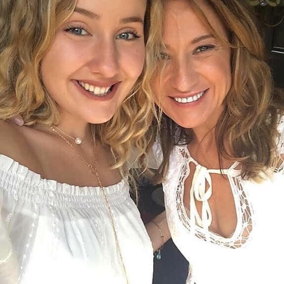 Meet your Posher, Amy - Picture 2 of 8